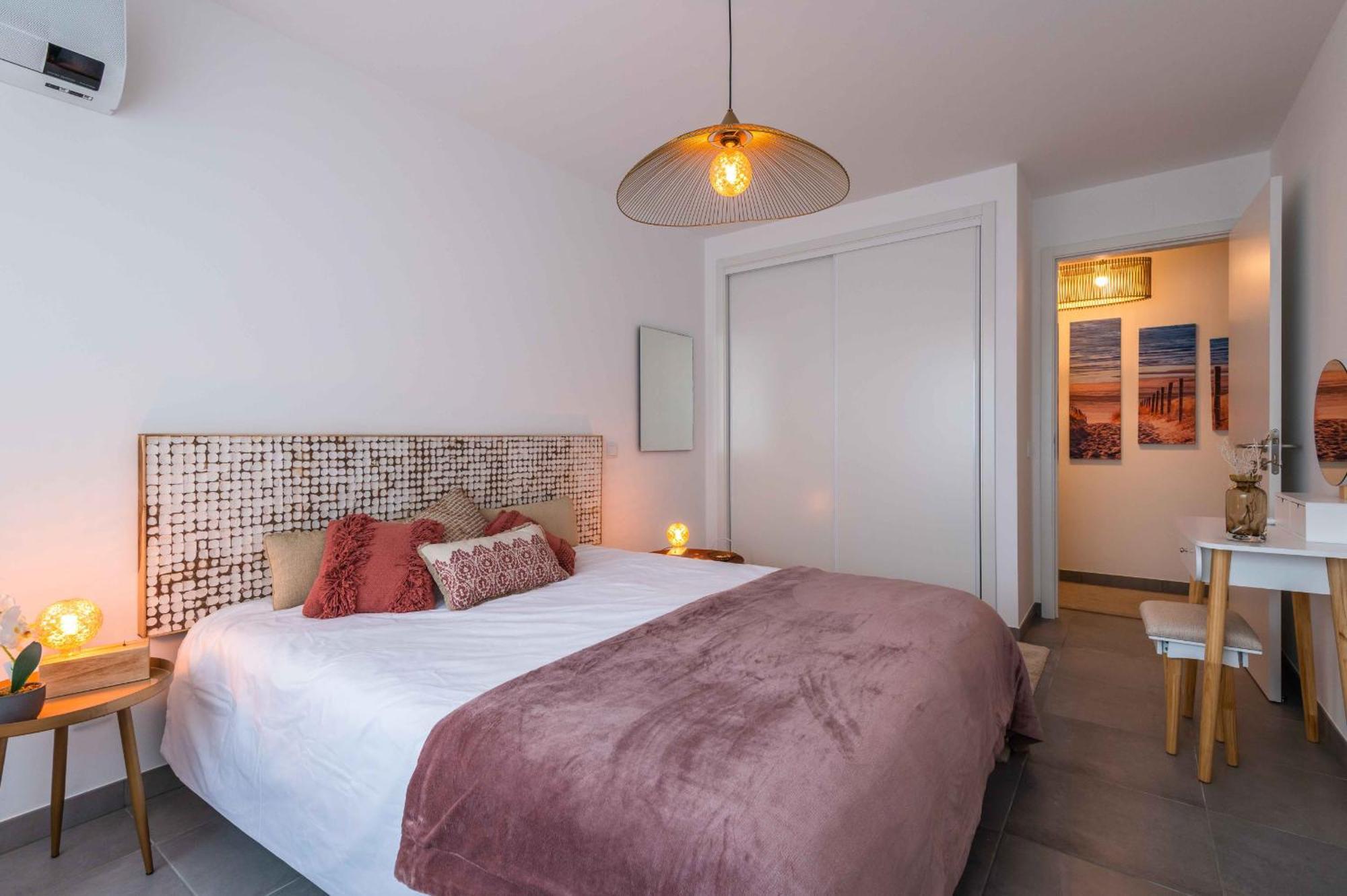 Caravelas 2-bedroom With Pool - 50m From The